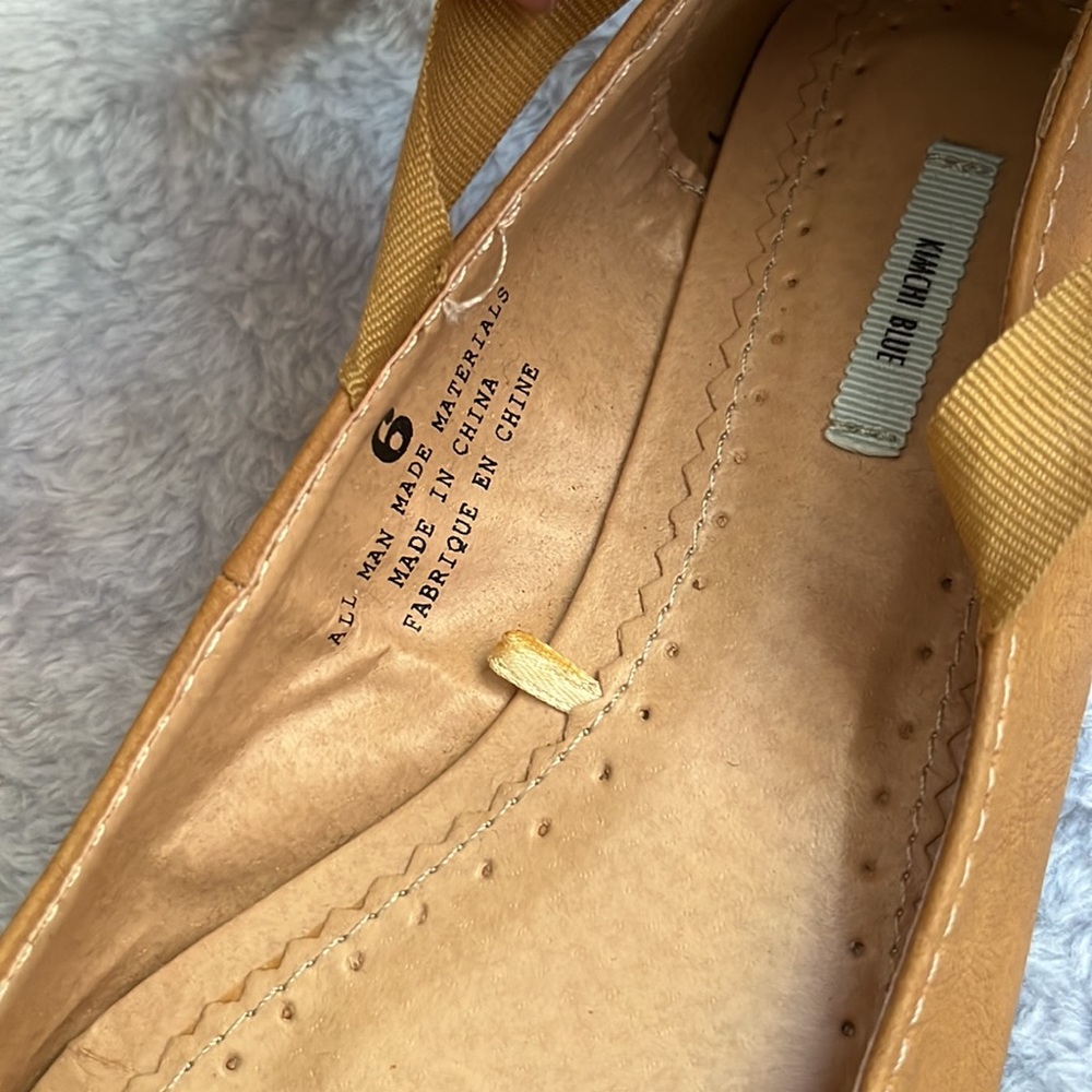 Kimchi Blue Sweetheart Ankle-Tie Skimmer Flats - Picture 4 of 11